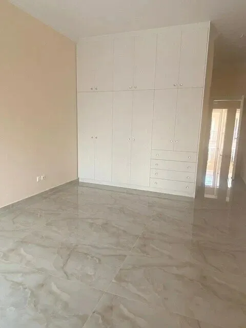 Pièces - Flat with Panoramic View in Keratsini, Athens