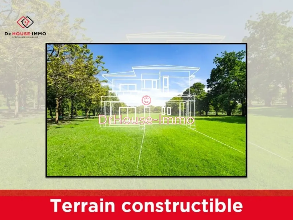 Constructible Plot with Western Orientation in Péault