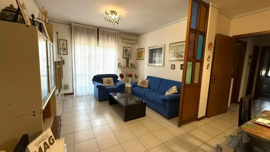 Séjour - Apartment with Terraces in Adria