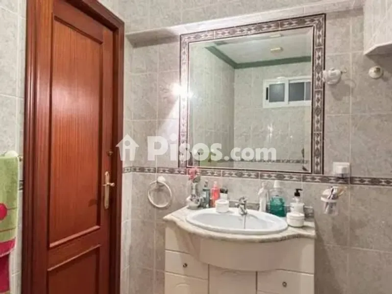 Salles de bain - Semi-detached House with Terrace in Loja