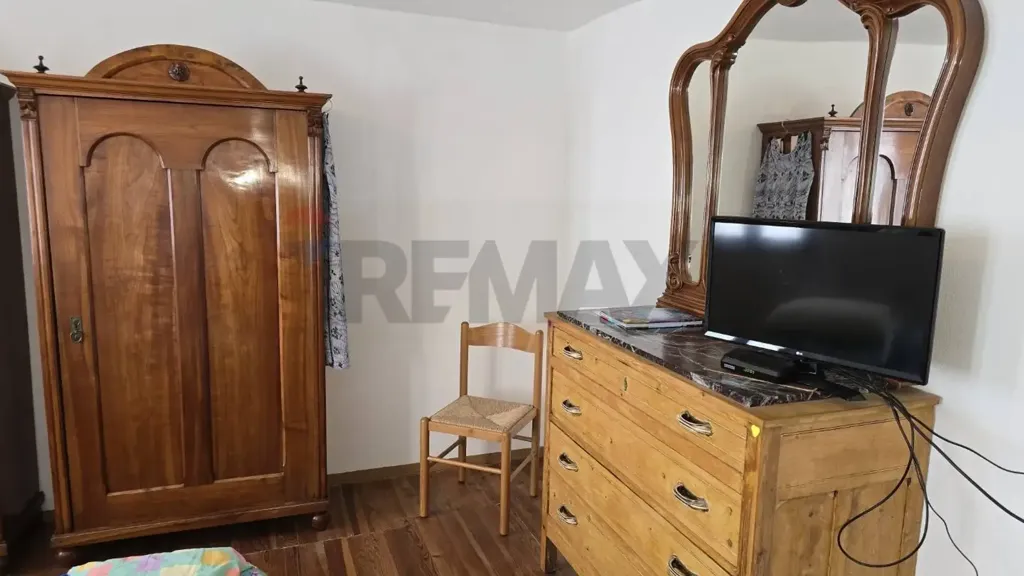 Chambres - Semi-detached House with Garden in Lamon