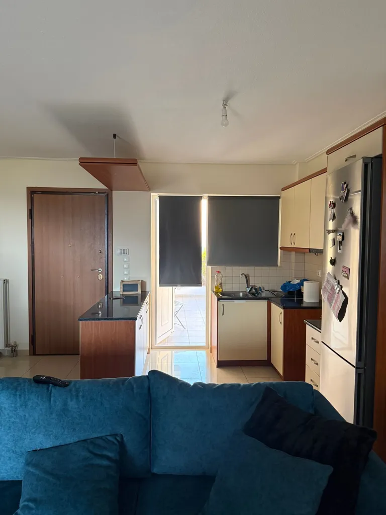 Cuisine - Apartment with Balconies in Double-Fronted Location