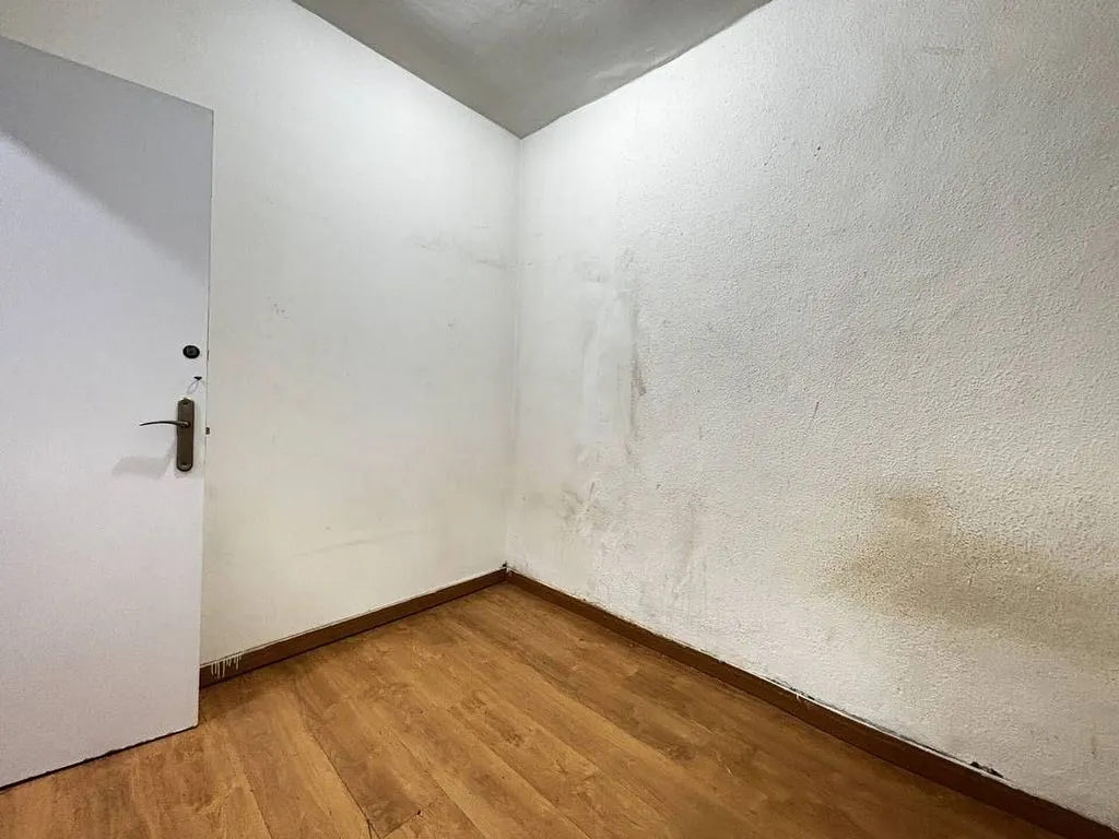 Pièces - Historic Apartment with Terrace in El Raval