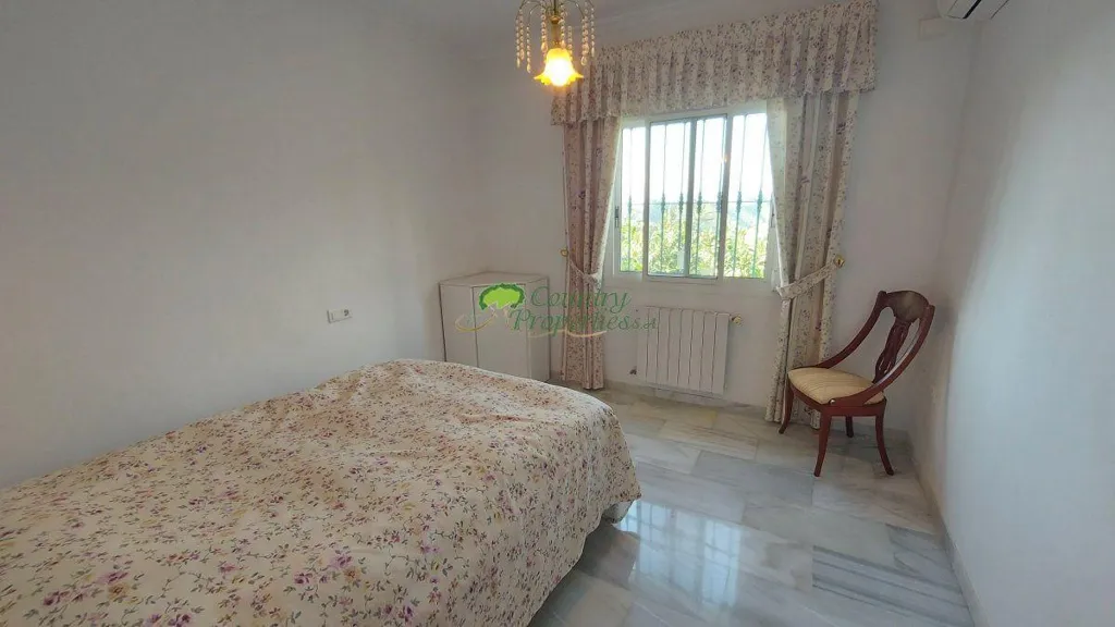 Magamistoad - Villa with Pool and Mountain Views in Canillas de Aceituno