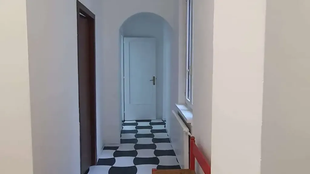 Hallway - Four-Room Apartment in Ancona