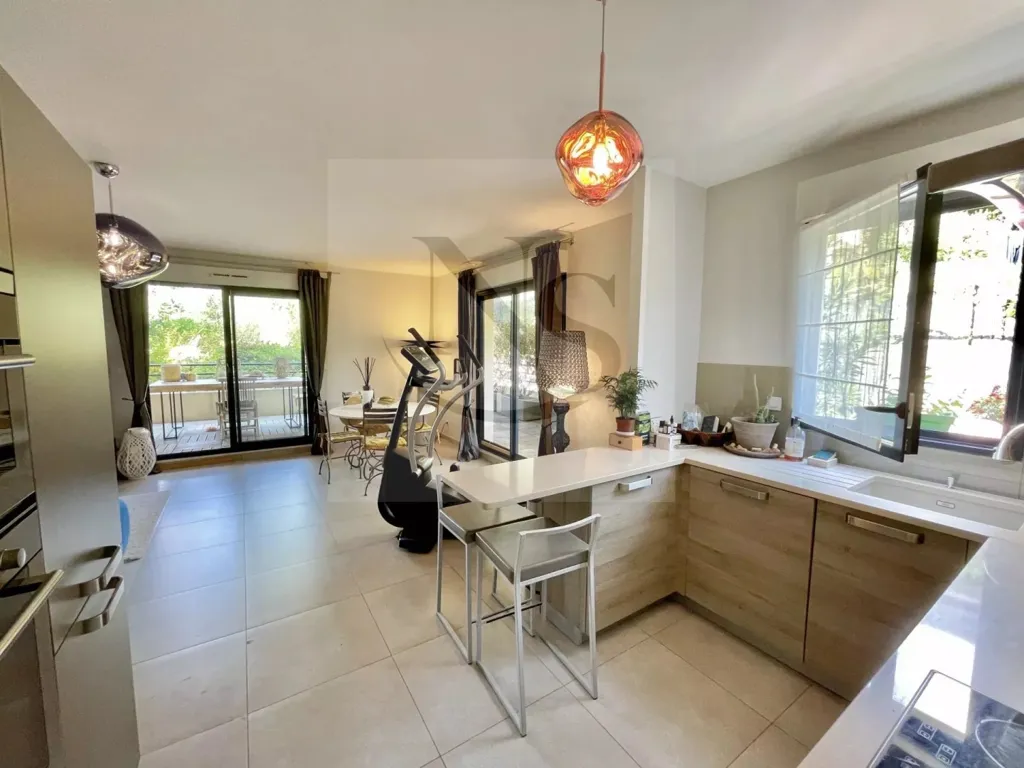 Köök - Apartment with Terrace in Aix-en-Provence