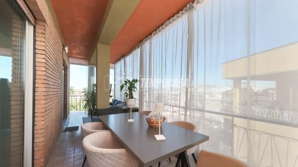 Terrass - Rustic Penthouse with Terrace in Rome