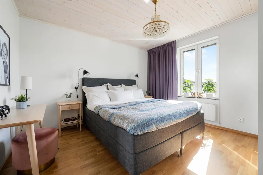 5-toaline maja asukohas Solna