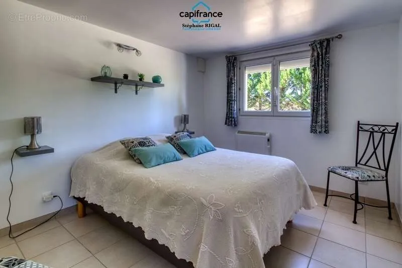 Chambres - Maison avec Piscine et Jardin à Saint-Sylvestre-sur-Lot