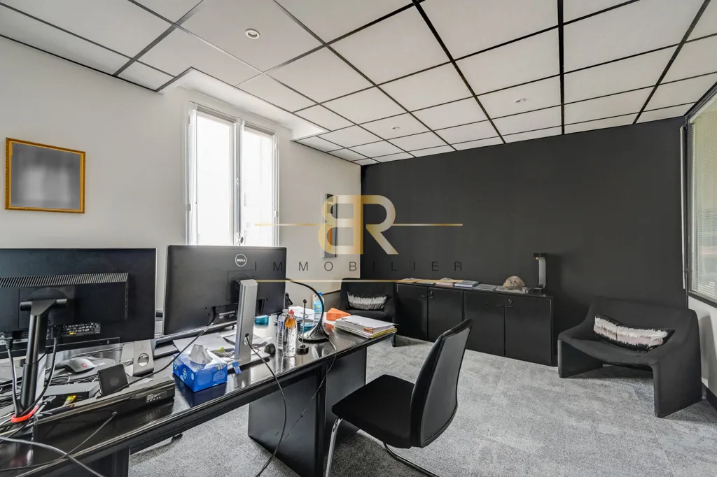 Studio - Commercial Space near Bords de Marne, RER A
