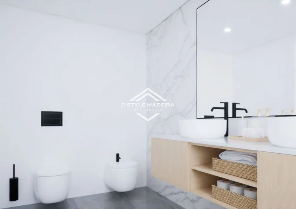 Bathrooms - Luxury Villa with Sea View in Calheta