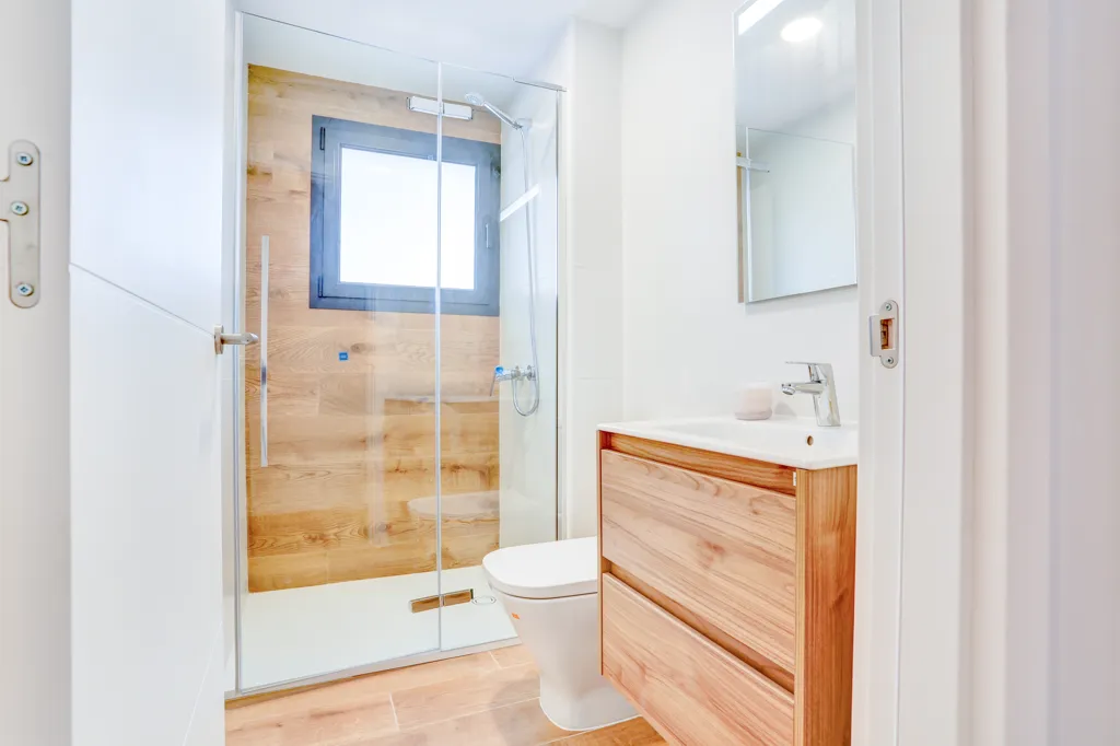 Salles de bain - Appartement 3 chambres à Oliva (La)