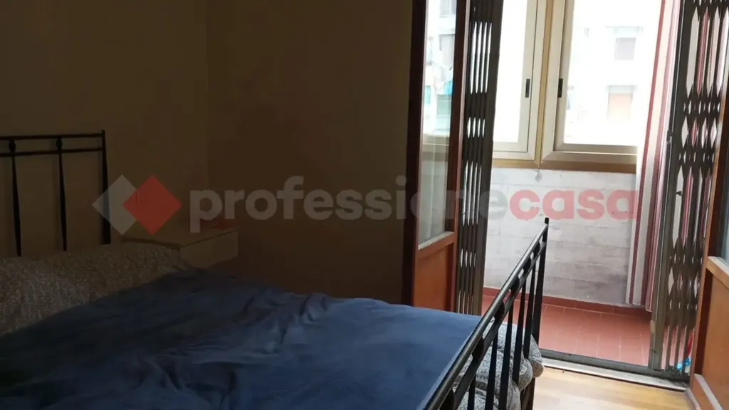 Camere da letto - Appartamento con balcone a Firenze, Via Reginaldo Giuliani