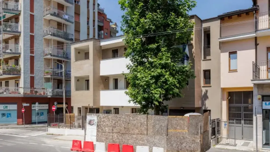 Exterior - New Apartment with Solar Autonomy in Cinisello Balsamo