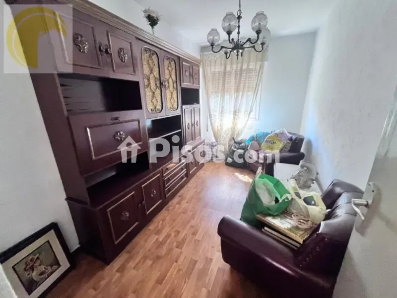 Elutuba - 3-Bedroom Flat with Balcony in Sama