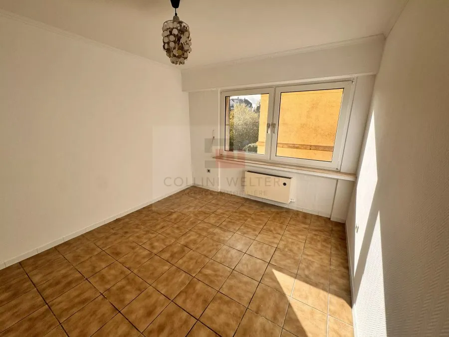 Pièces - Appartement avec Vue Dégagée et Garage à Esch-sur-Alzette
