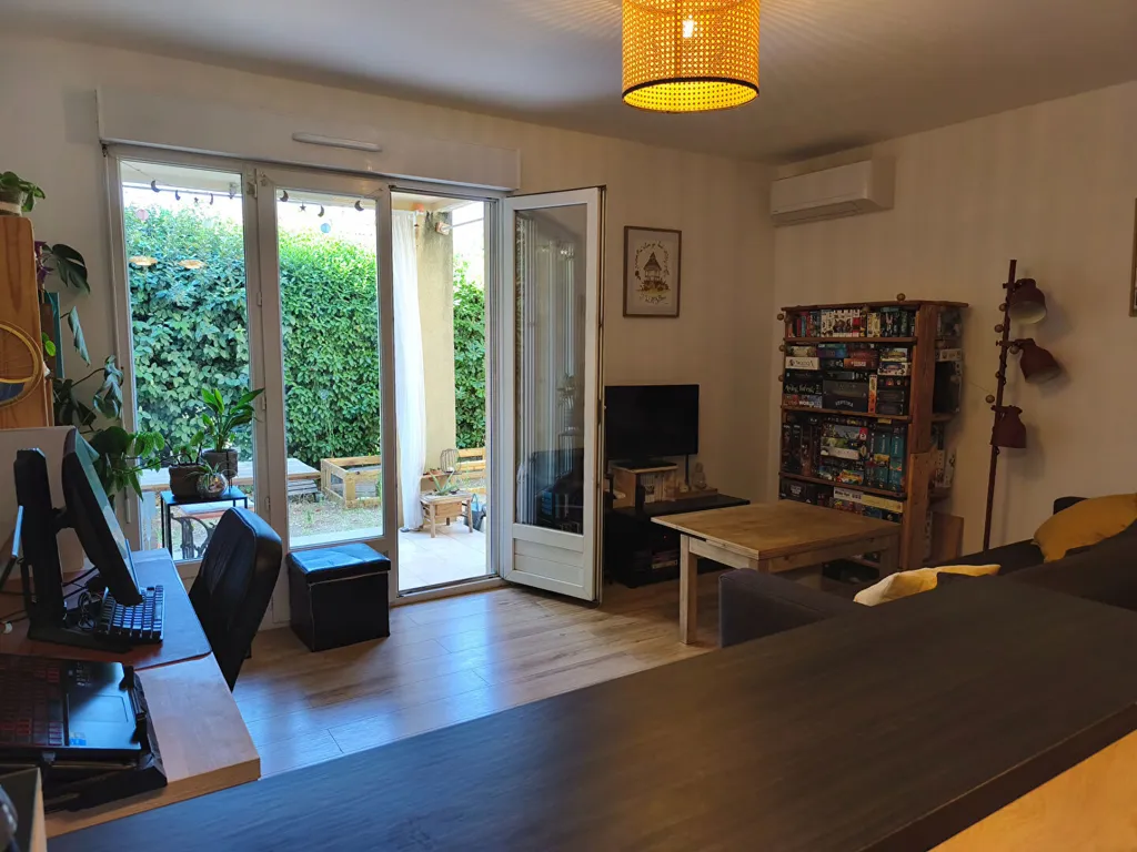 Elutuba - T2 with Garden near Avignon
