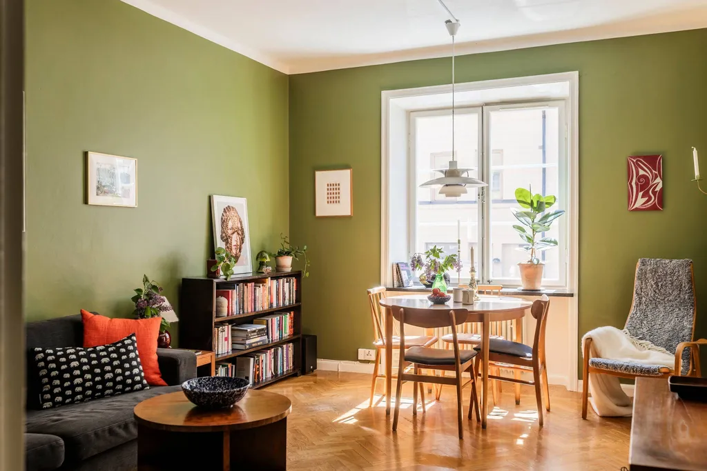 Elutuba - 1920s Flat with Balcony in Södermalm