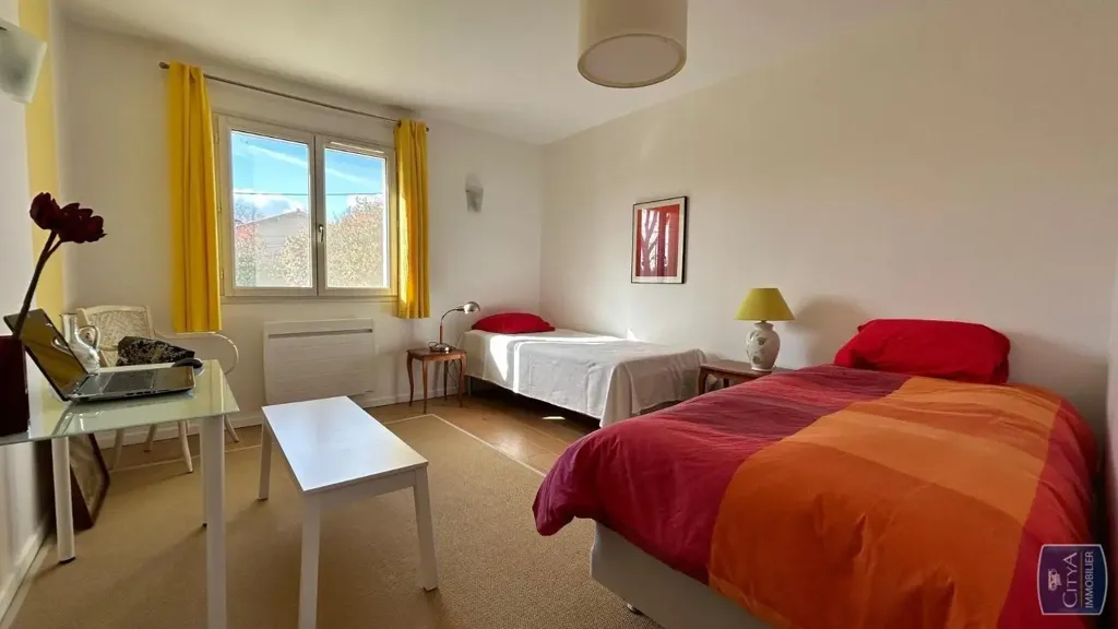 Chambres - Villa Indépendante avec Terrasses à Cuisery
