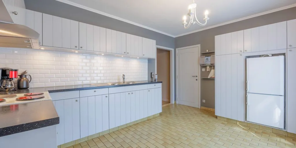 Köök - Half-Open House with Garden in Assebroek