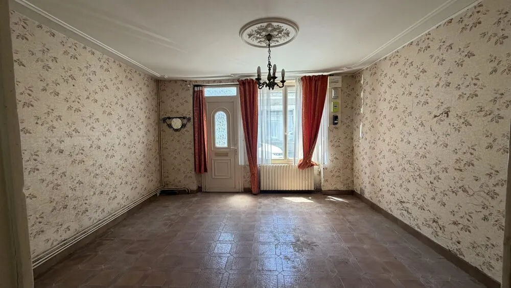 Stanze - Quiet 4-Piece House with Courtyard in Bonnétable