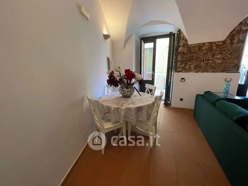 Söögituba - Fully Furnished Flat in Central Catania