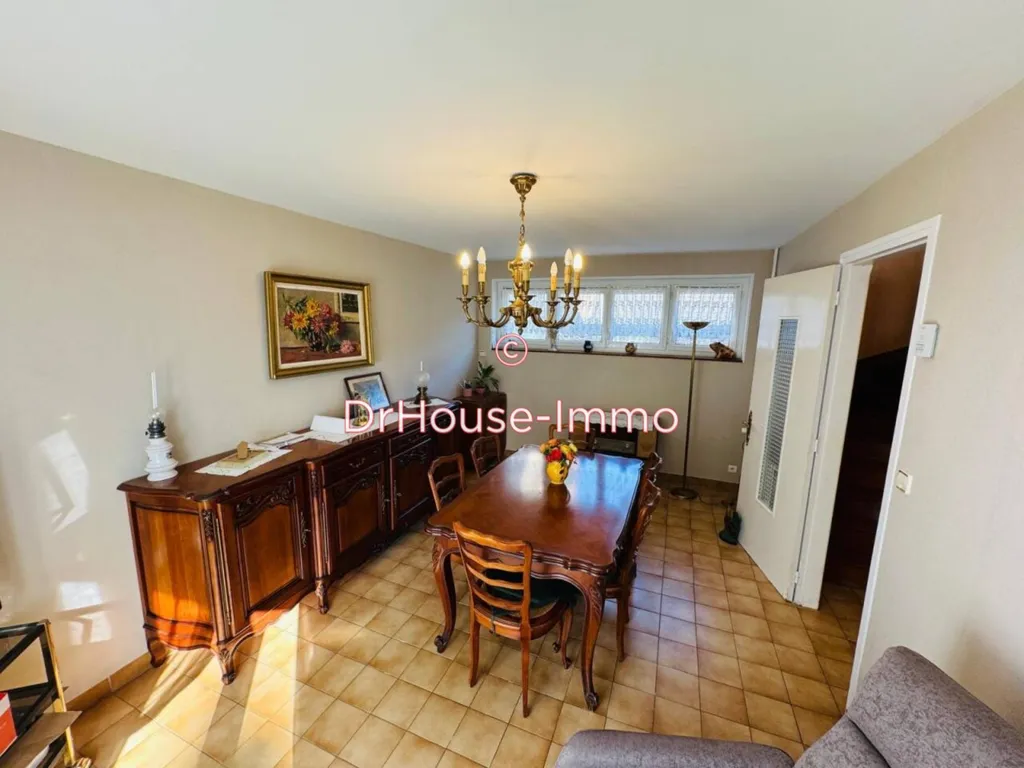 Söögituba - Charming House with Garden in Dieppe