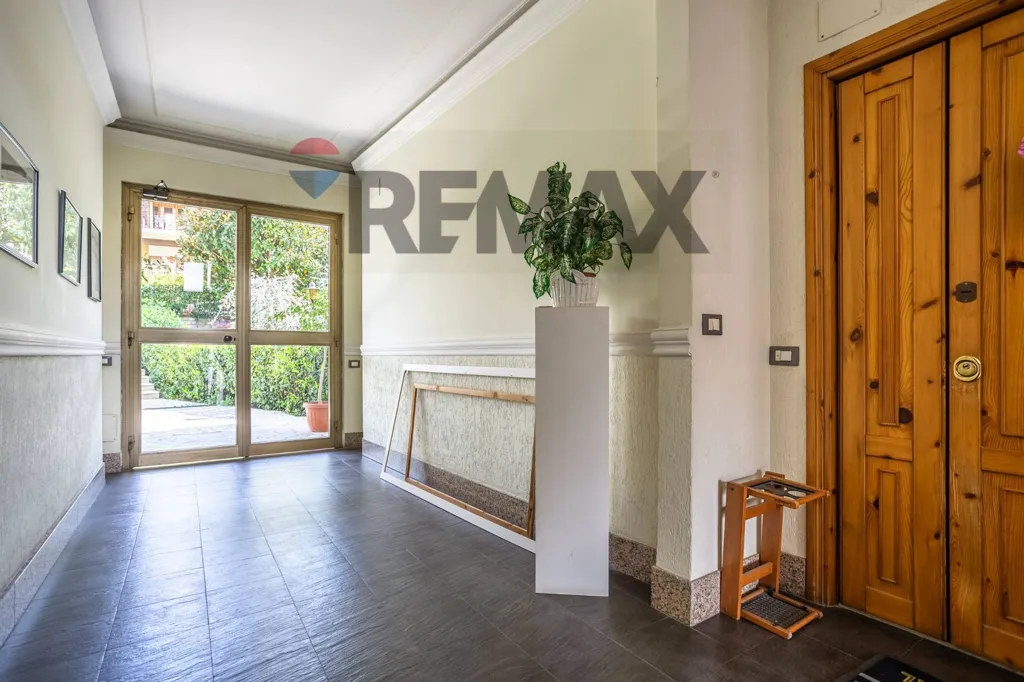 Entrée - Duplex Apartment with Terrace in Monterotondo