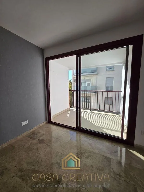 Rooms - Apartment with Balcony in Náquera
