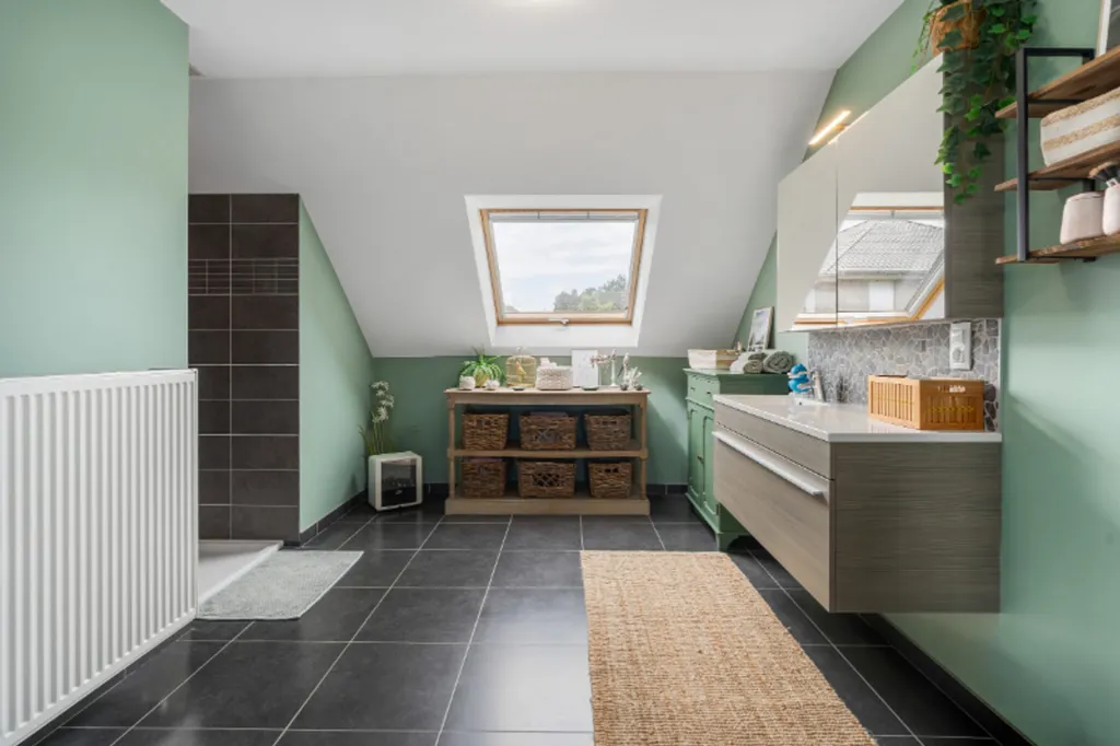 Salles de bain - Wohnung mit Solaranlage in Moorslede