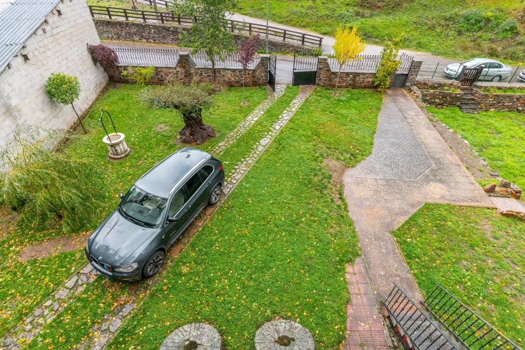 Õhuvaade - Converted Watermill with Garden in Babia Valley