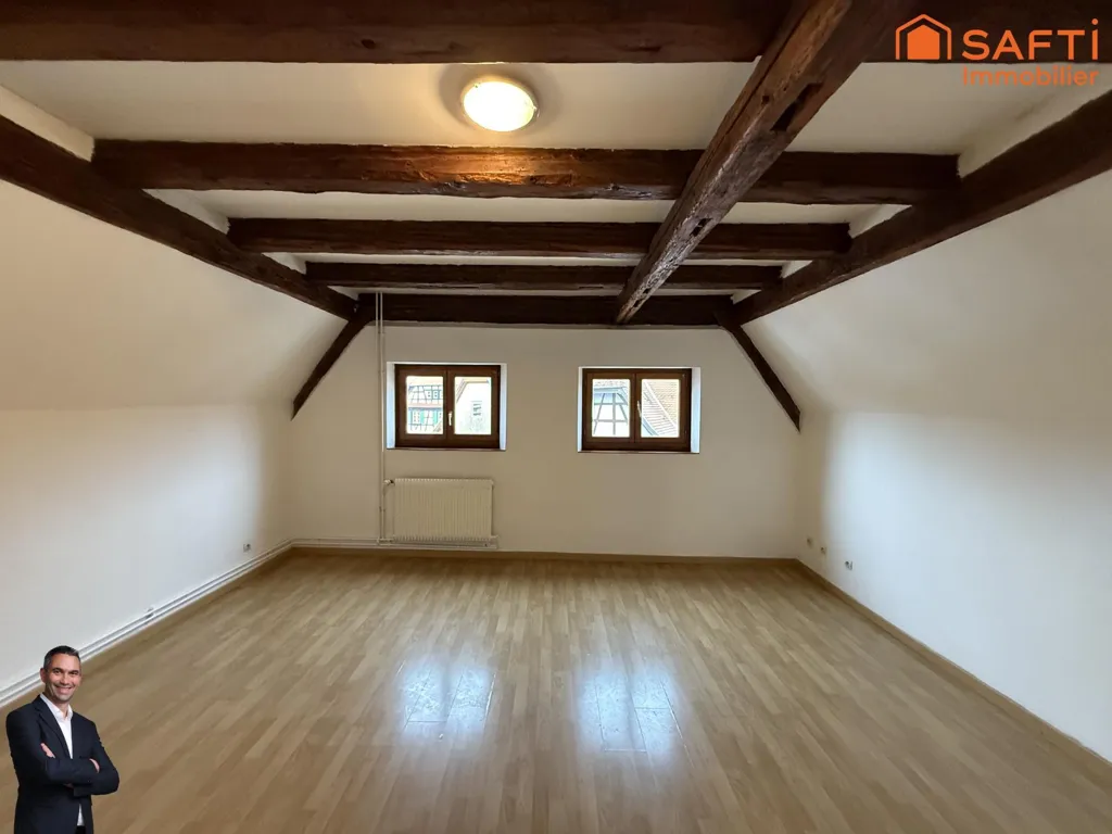 Pièces - Appartement Duplex avec Poutres au Centre de Dambach-la-Ville