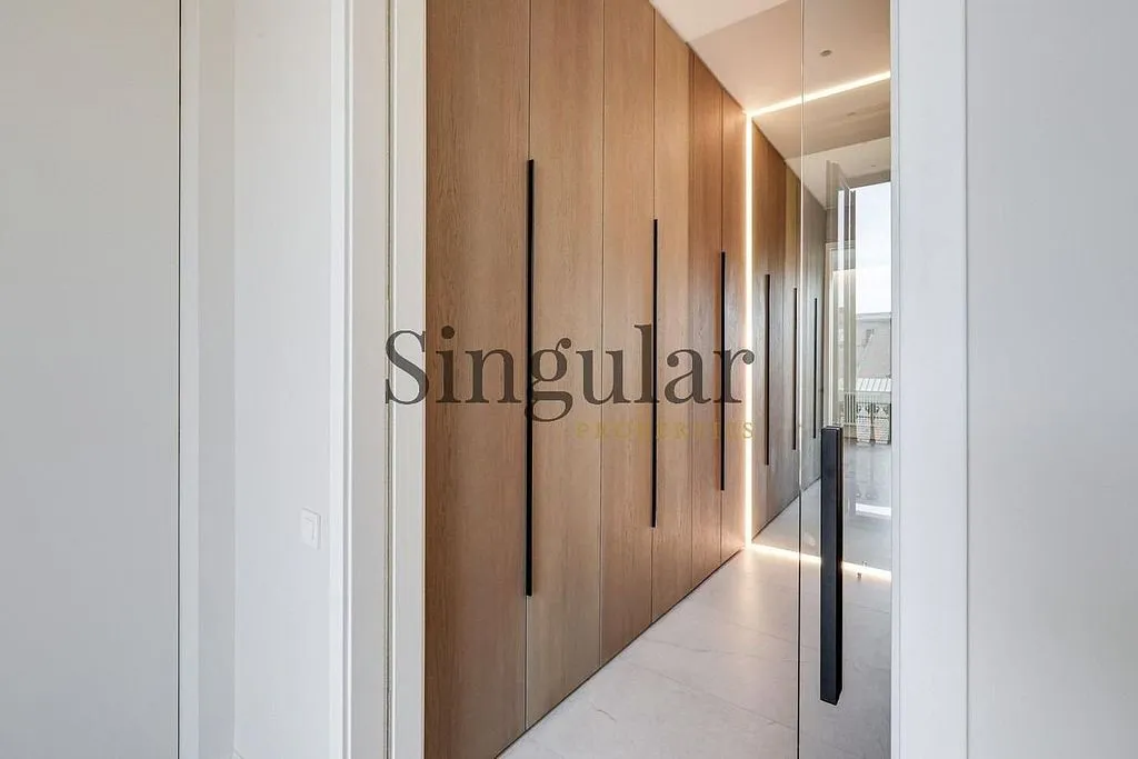 Entrée - Historic Apartment with Balcony in El Born