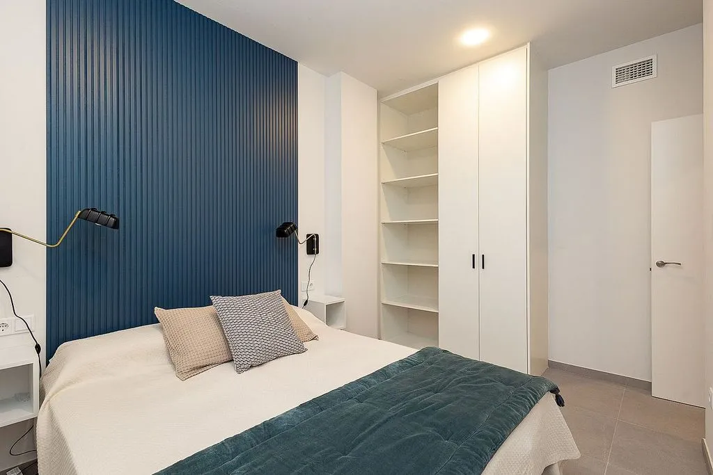 Bedrooms - Modern Flat with Balcony in Nou Moles, Valencia