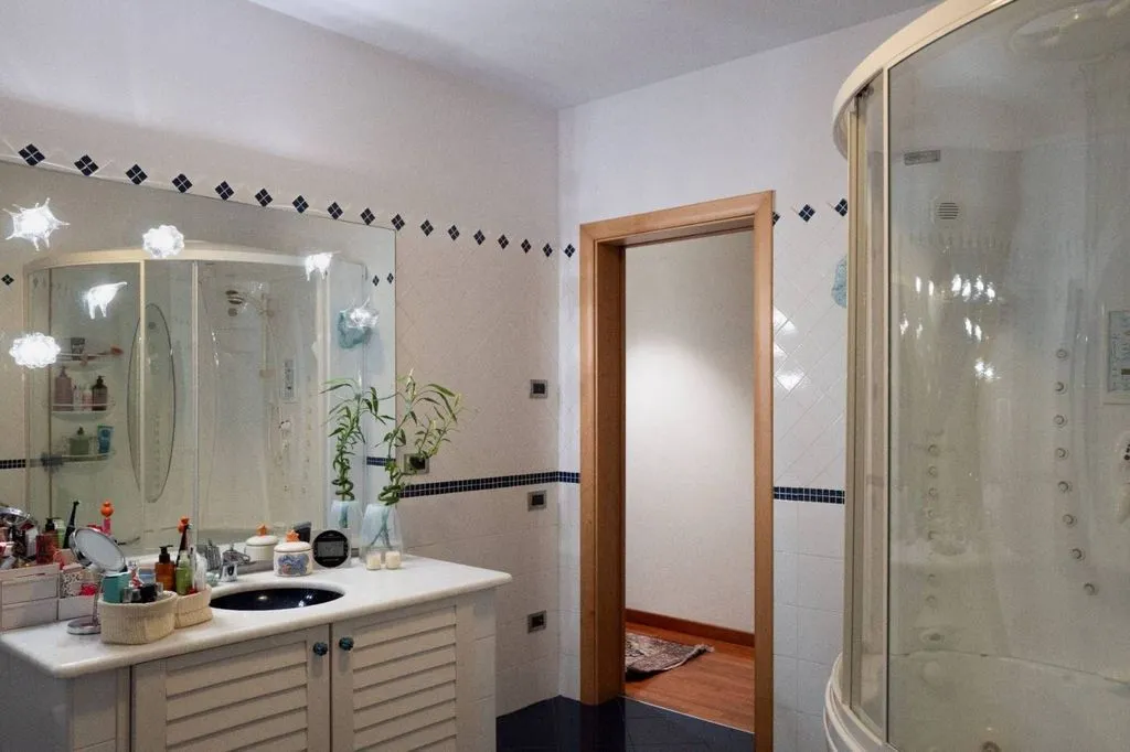 Salles de bain - Luxury Villa with Terrace in Rovigo