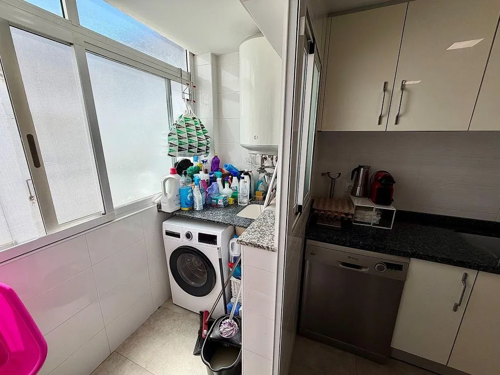 Köök - Apartment with Balcony in Silla