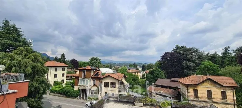 Balcone - Penthouse with Terrace in Varese