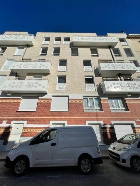 Extérieur - Studio Meublé avec Ascenseur à Courbevoie