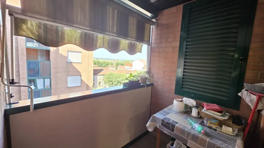 Balcony - Panoramic Apartment with Balcony in Asti