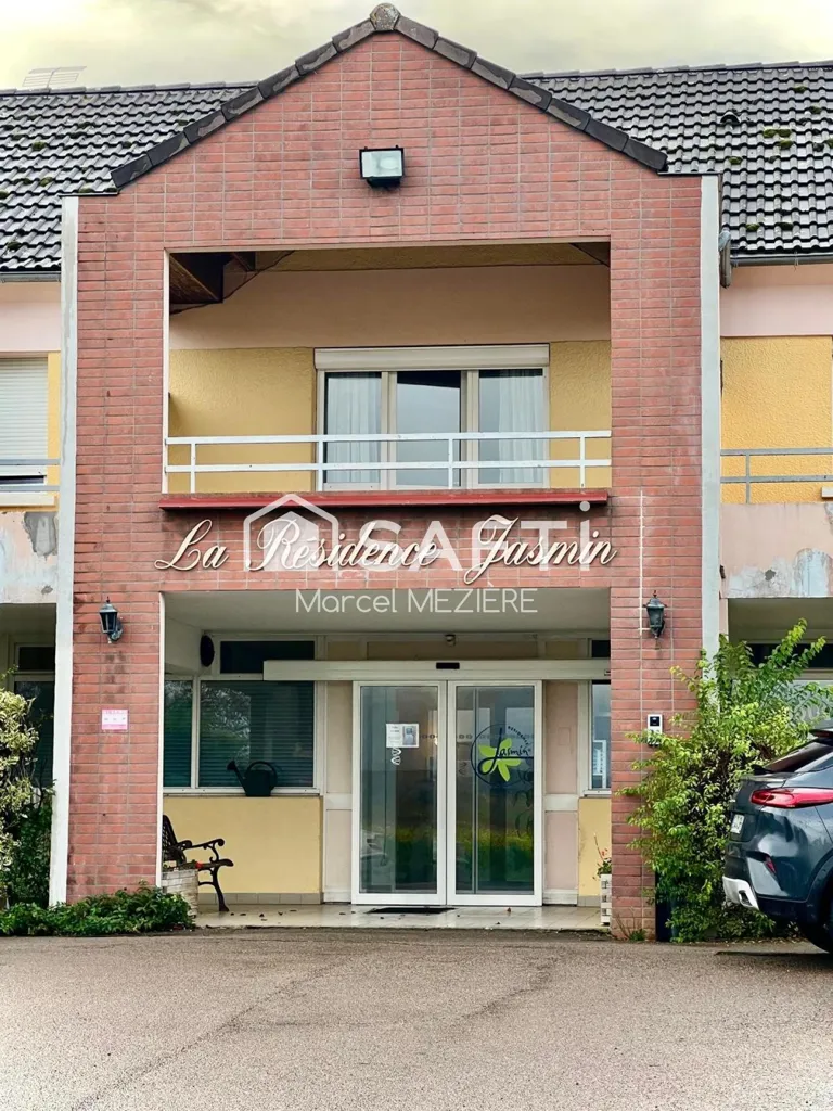 Esterno - Studio with Balcony in Thorigny-sur-Oreuse
