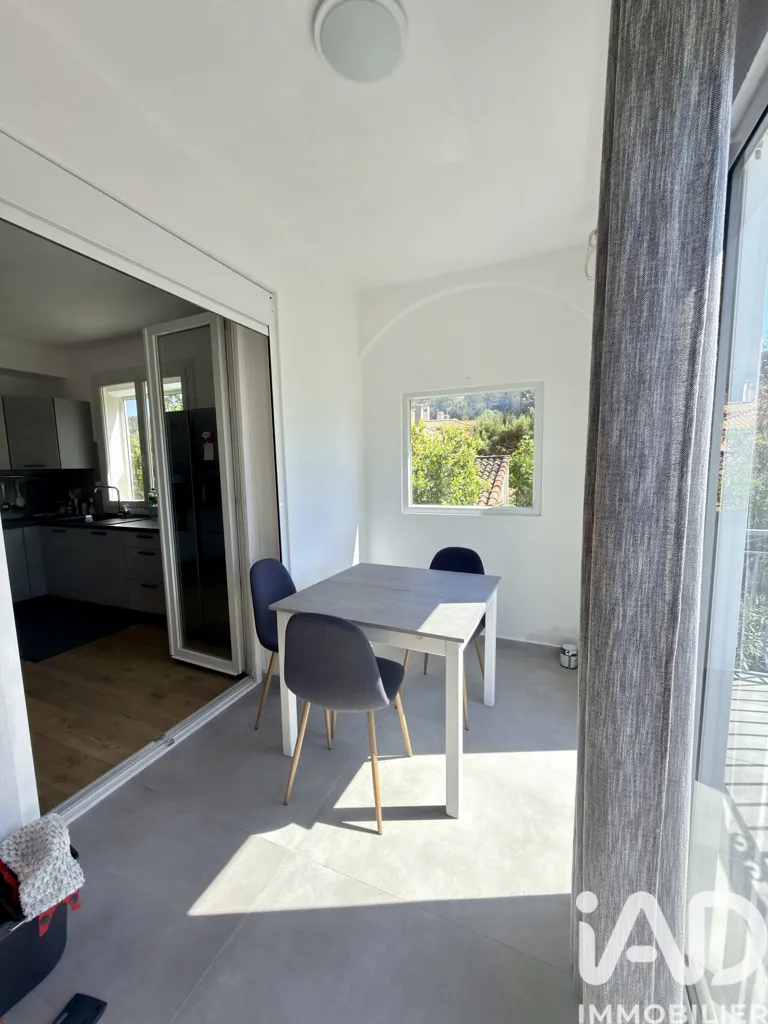 Terrazza - Renovated Maison with Terrace in Aubagne