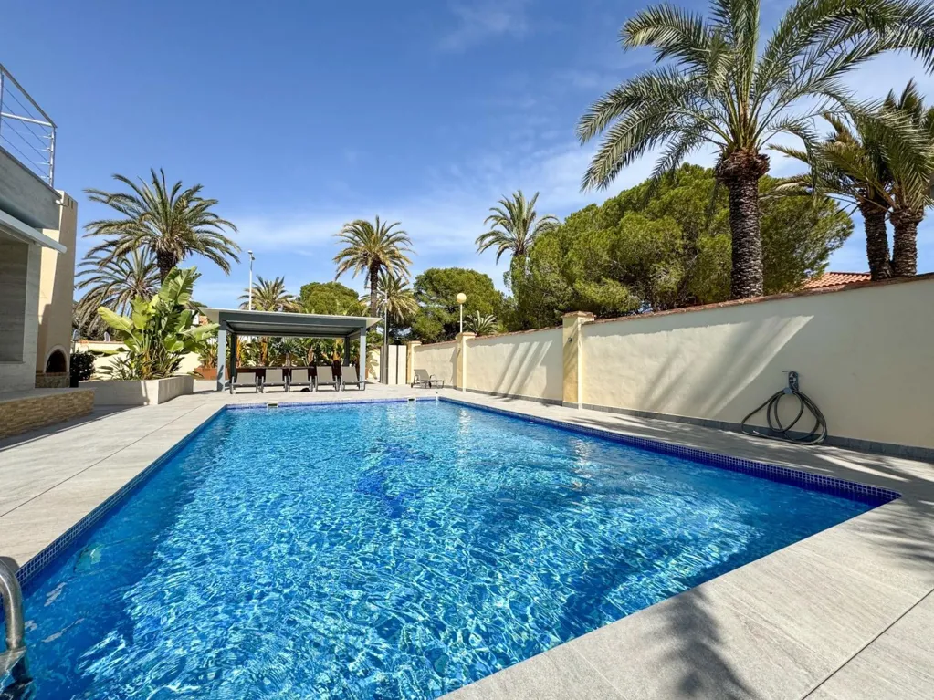 Pool - Mediterranean Villa with Pool in Cabo Roig