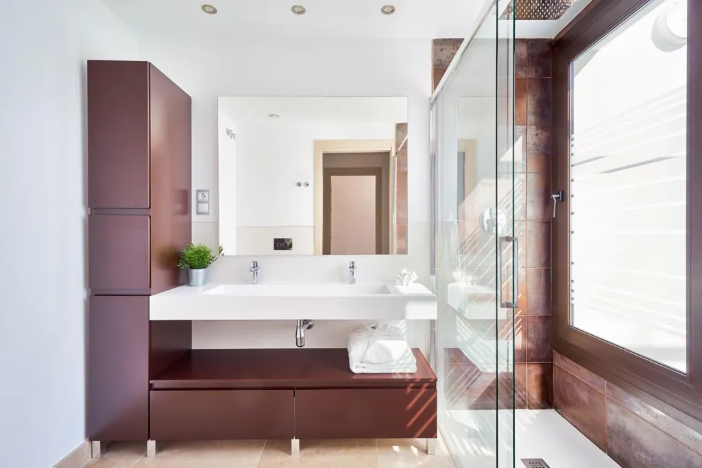 Salles de bain - Duplex House with Private Garden in Marbella