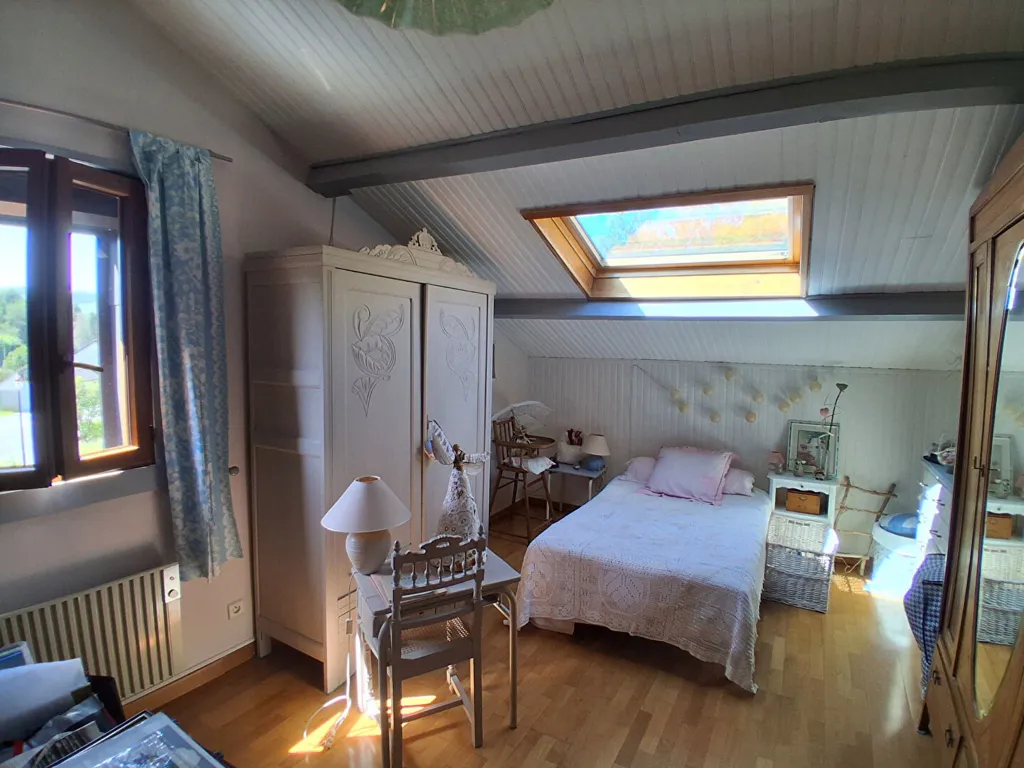 Bedrooms - Stone House with Pool in Gespunsart