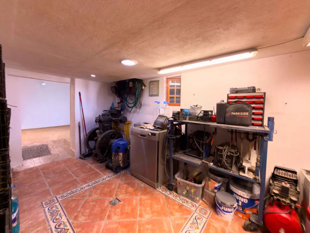 garage