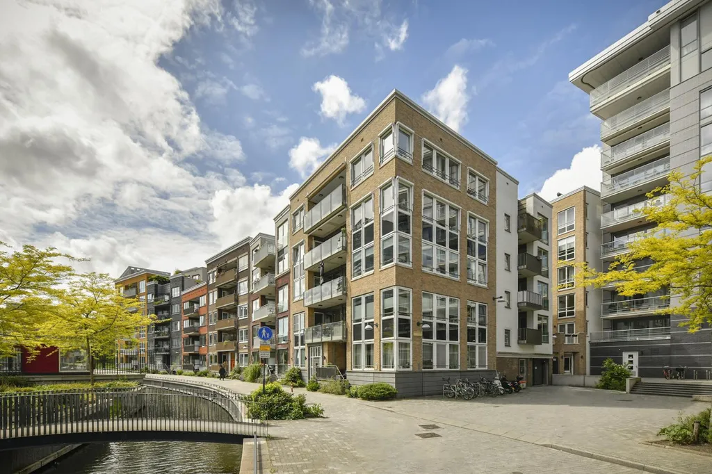 Extérieur - Modern Apartment with Balcony in Diemen