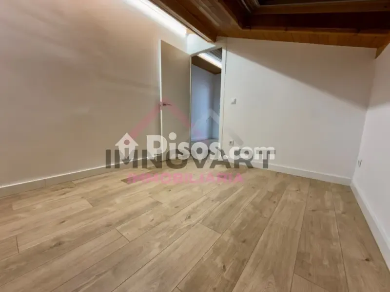 Stanze - Reformated Penthouse with Parking in Encamp