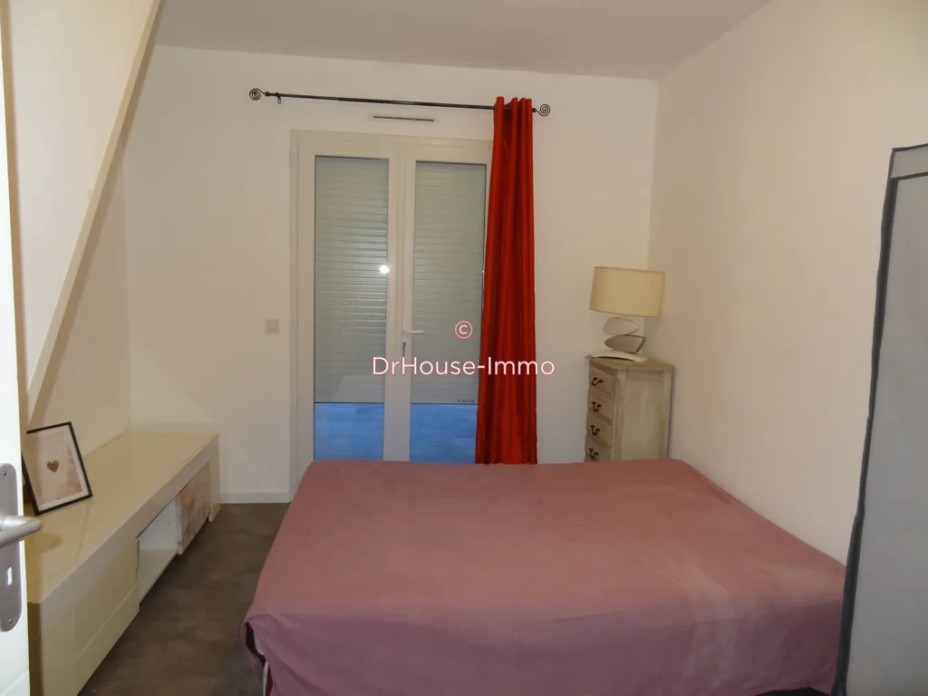 Chambres - Maison avec Piscine et Terrasse à Rousson