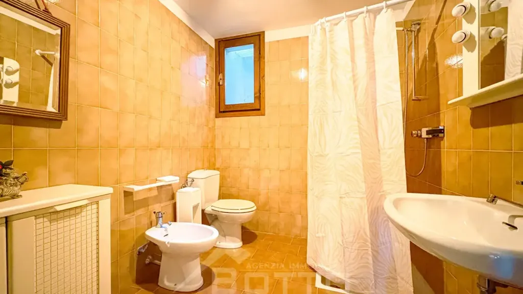 Vannitoad - Independent House with Lake View in Pettenasco