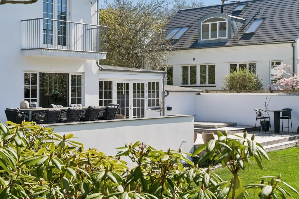 Aed - Villa with Jacuzzi Terrace in Charlottenlund